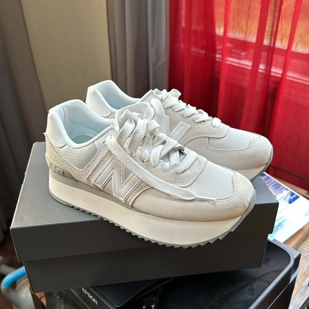New Balance Femmes Women’s US Size 9